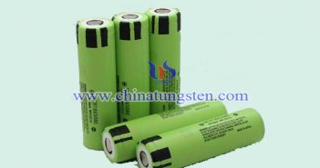 比亞迪堅守磷酸鐵鋰電池 鋰電池圖片