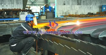 鋼鐵生產(chǎn)車(chē)間圖片