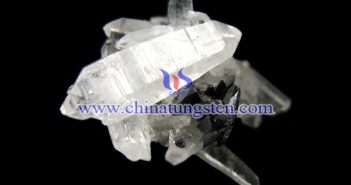 【直播新聞】鎢品價格持穩觀望 買賣商談僵持 黑鎢礦圖片