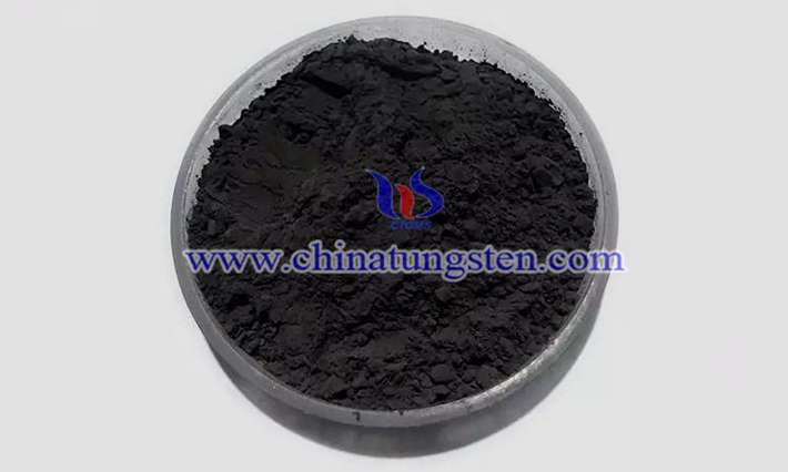 金屬態(tài)MoS2復(fù)合膜實現(xiàn)高效滲透能轉(zhuǎn)換圖片