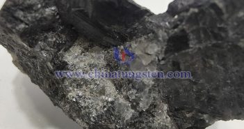 2項鎢技術入選新一輪找礦突破戰略行動先進適用勘查技術推廣清單 鎢礦石圖片